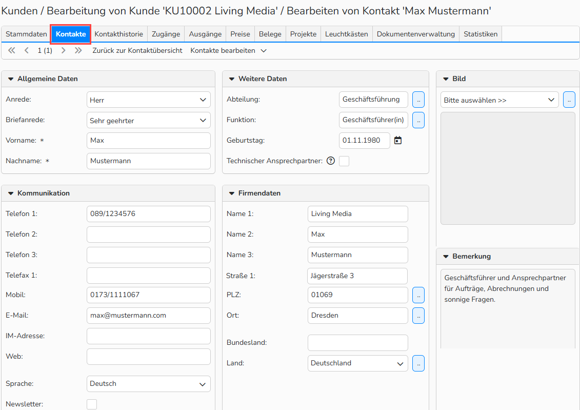 Screenshot des Fensters „Kunden bearbeiten“. Im Tab 