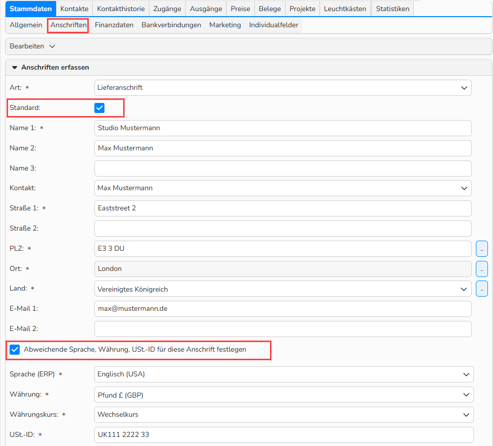 Screenshot eines Stammdatensatzes mit dem Sub-Tab „Anschriften“. Es werden UI-Elemente zum Eingeben und Aktivieren der Checkbox 