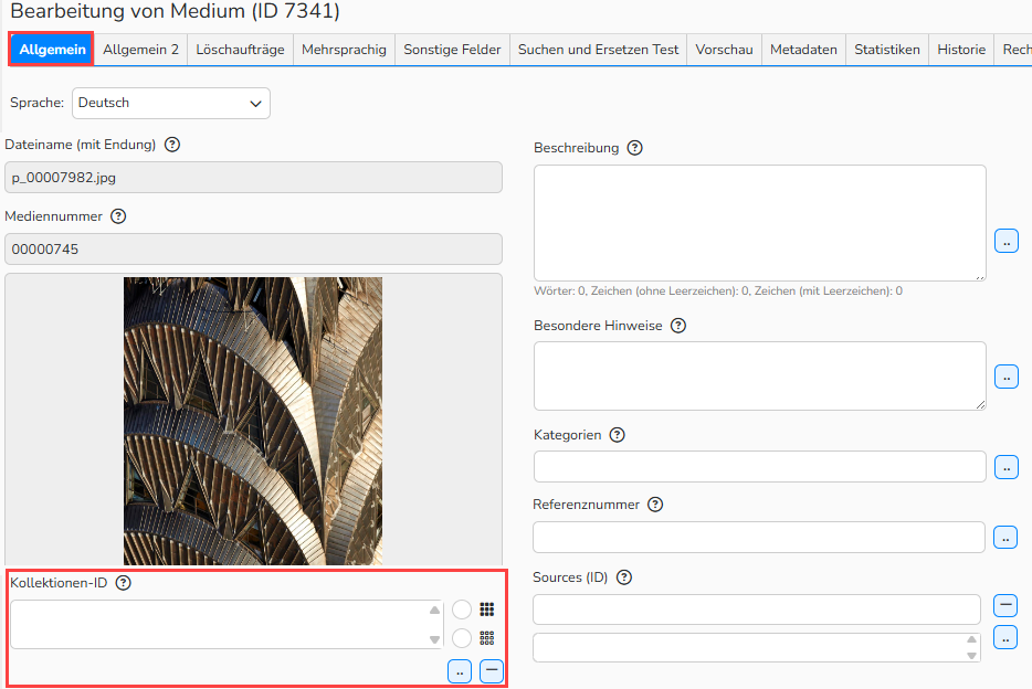 Screenshot eines Fensters „Bearbeitung von Medium“. Im Tab  „Allgemein“ wird die allgemeine Beschriftungsmaske gezeigt,  das Feld „Kollektionen-ID