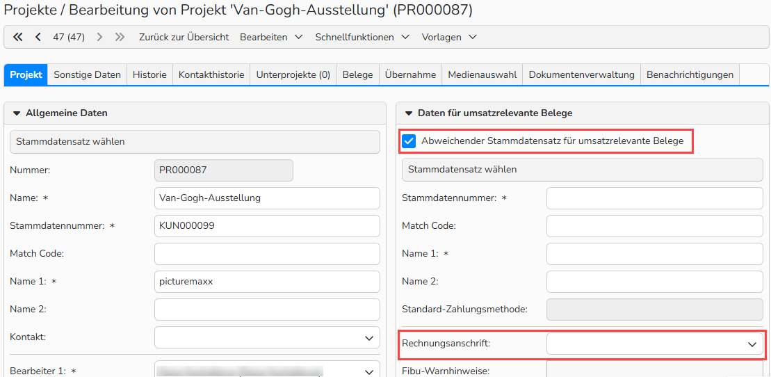 Screenshot des Fensters „Neues Projekt“ mit hervorgehobenen Steuerelementen zum Auswählen separater Liefer- und Rechnungsadressen.