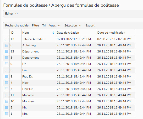 Capture d'écran montrant la liste des formules de politesse par défaut