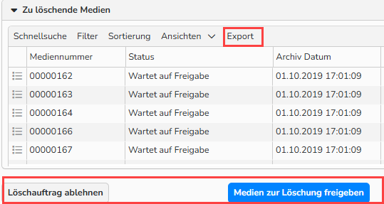 Screenshot des Fensters für eine neue Löschaufgabe, der den Tab Löschaufgaben in Vorbereitung mit einer Liste von zur Löschung ausgewählten Mediendateien zeigt. Hervorgehobene UI‑Elemente umfassen Optionen zum Exportieren der Liste, zum Ablehnen der Aufgabe oder zum Freigeben von Medien zur Löschung.